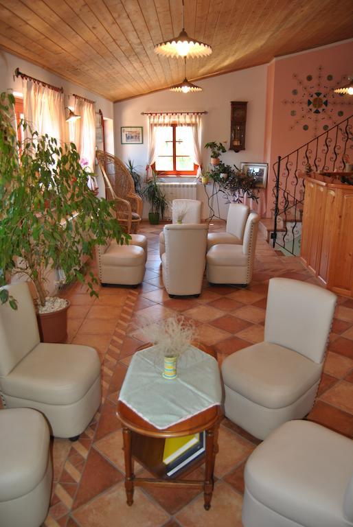 Вилла Tourist Farm Dujceva Domacija Vremski Britof Экстерьер фото